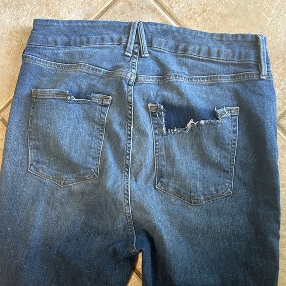 Good American Good Legs Blue 107 Distressed Skinny Jeans Women's size 16 - Picture 8 of 8